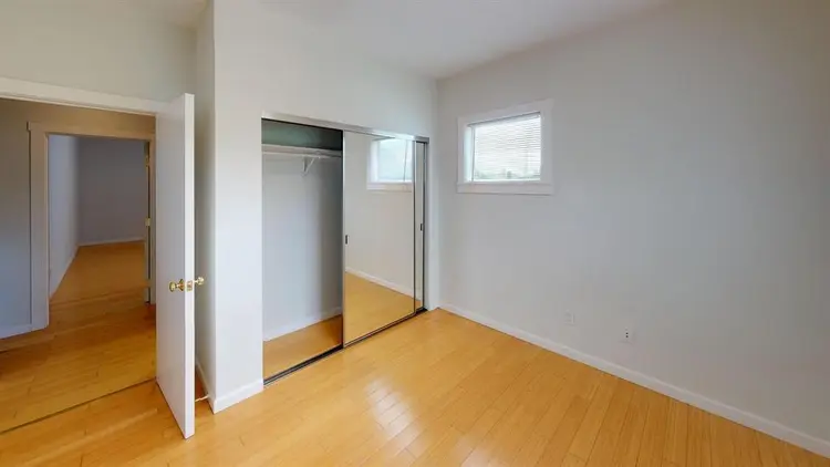 1 BR in Oakland