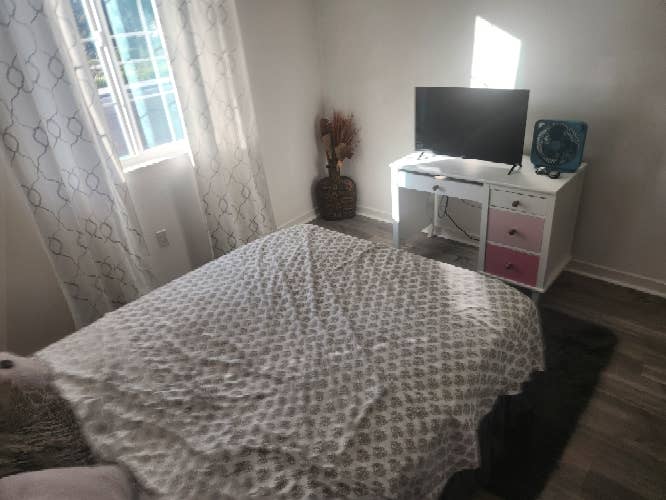 Easy to settle in and has amenities