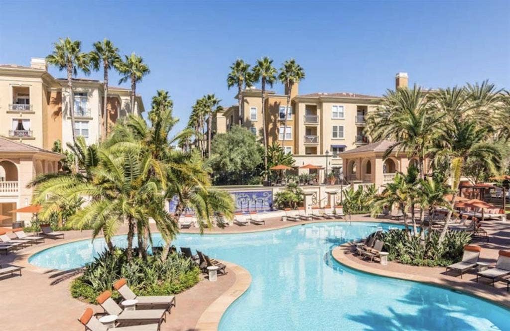 Looking for a Roommate in Irvine🏠