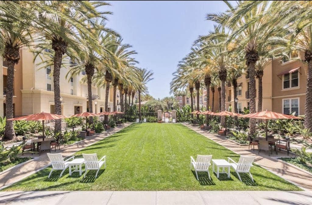 Looking for a Roommate in Irvine🏠