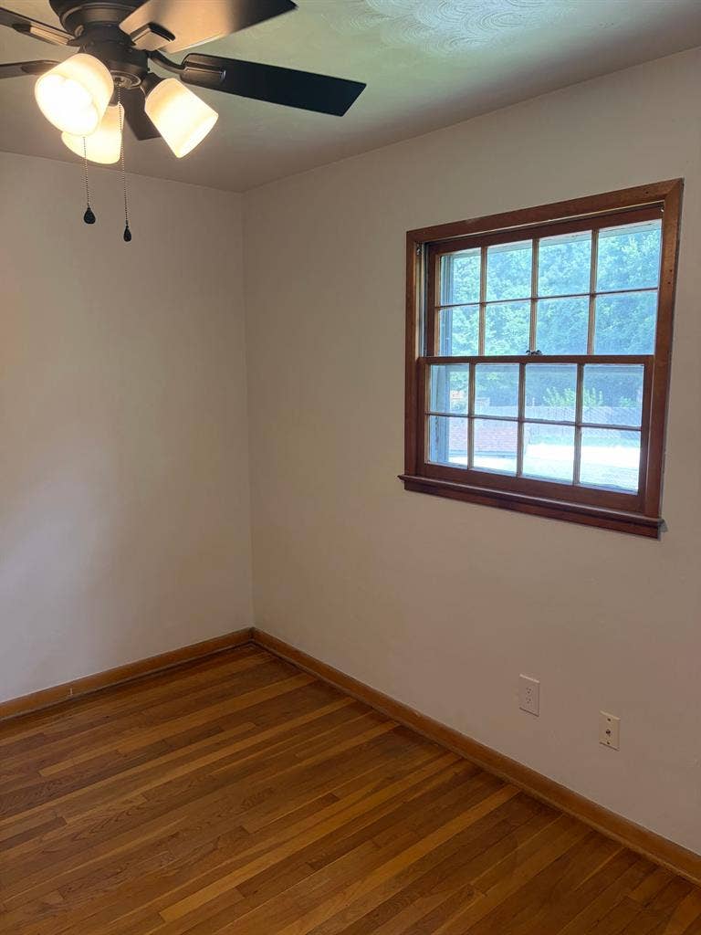 SINGLE ROOM for RENT