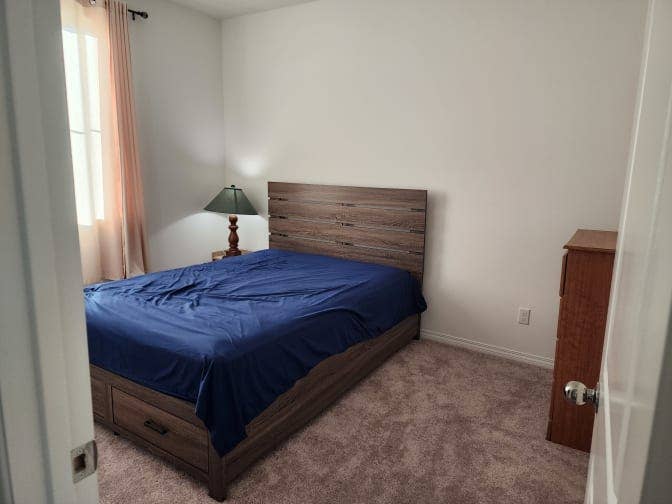 Menifee Lakes room for rent