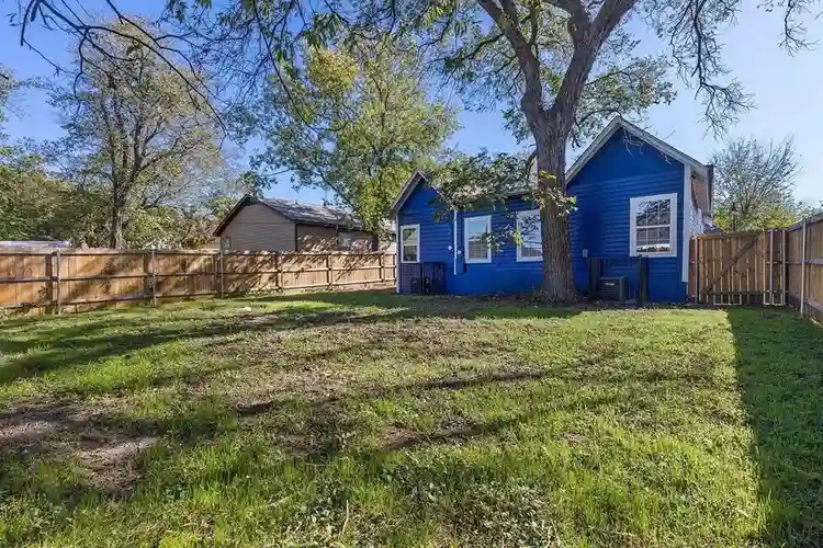 2 BR in Fort Worth