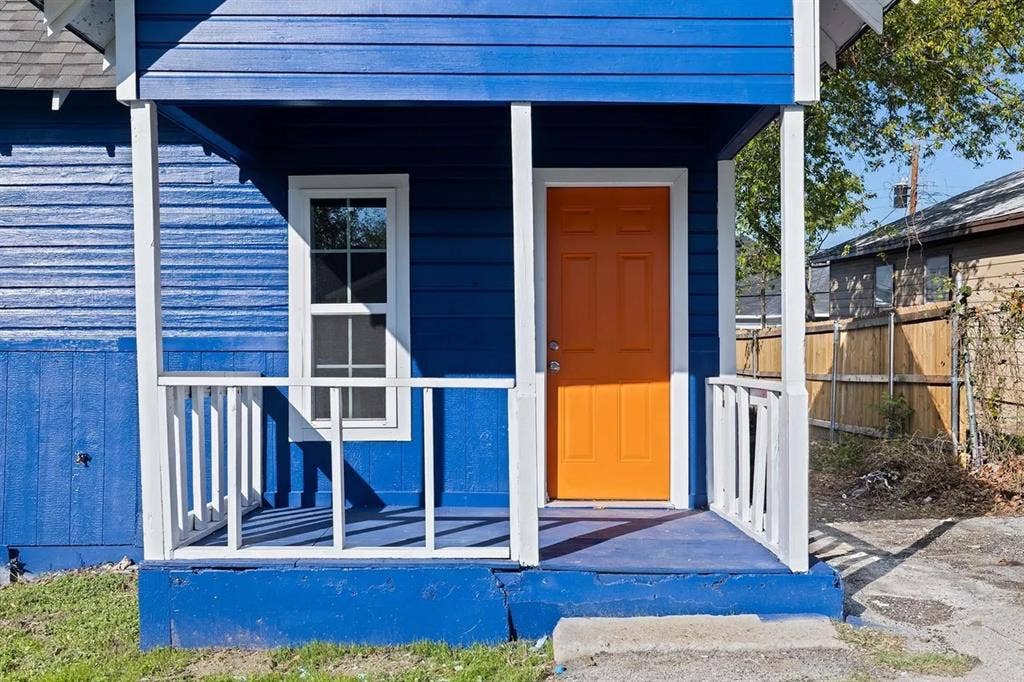 2 BR in Fort Worth