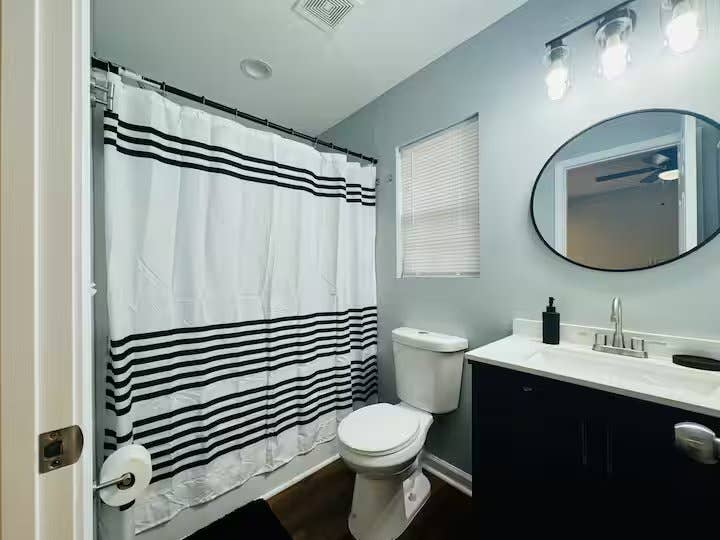 3 BR in Forest Park