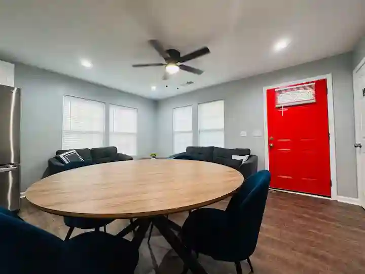 3 BR in Forest Park