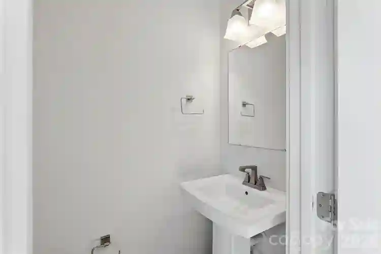 3 BR in Charlotte