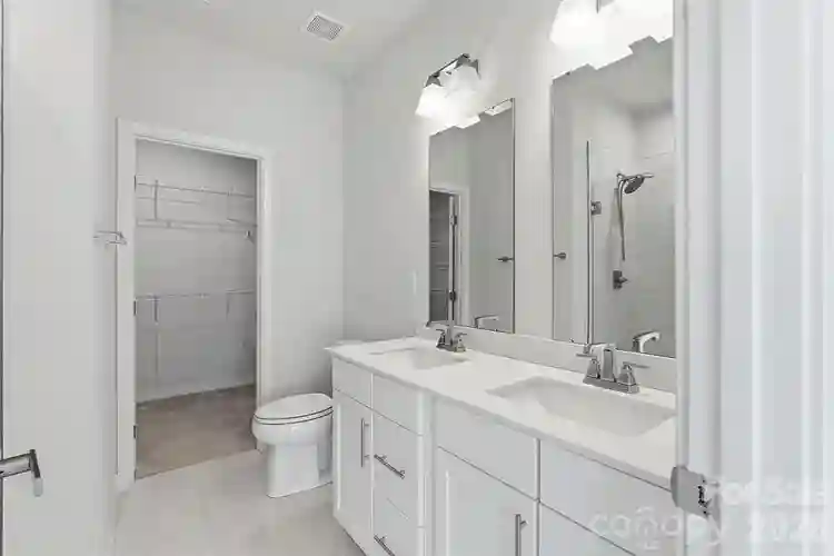 3 BR in Charlotte
