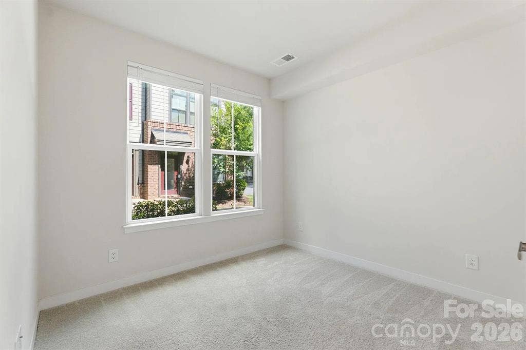 3 BR in Charlotte
