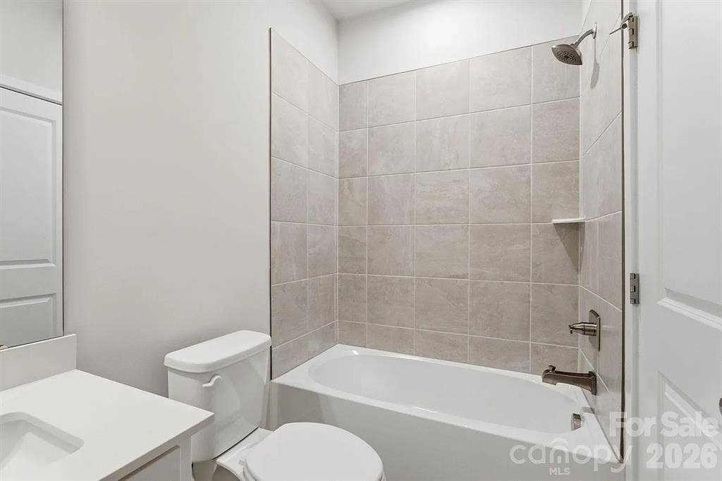 3 BR in Charlotte