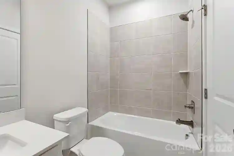 3 BR in Charlotte