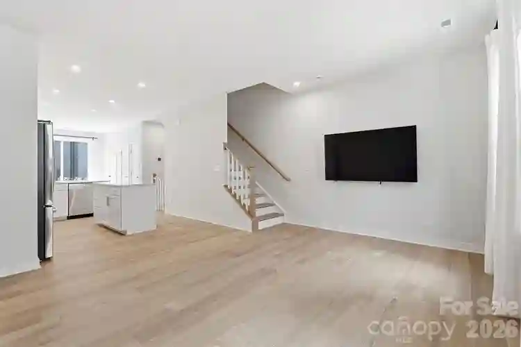 3 BR in Charlotte