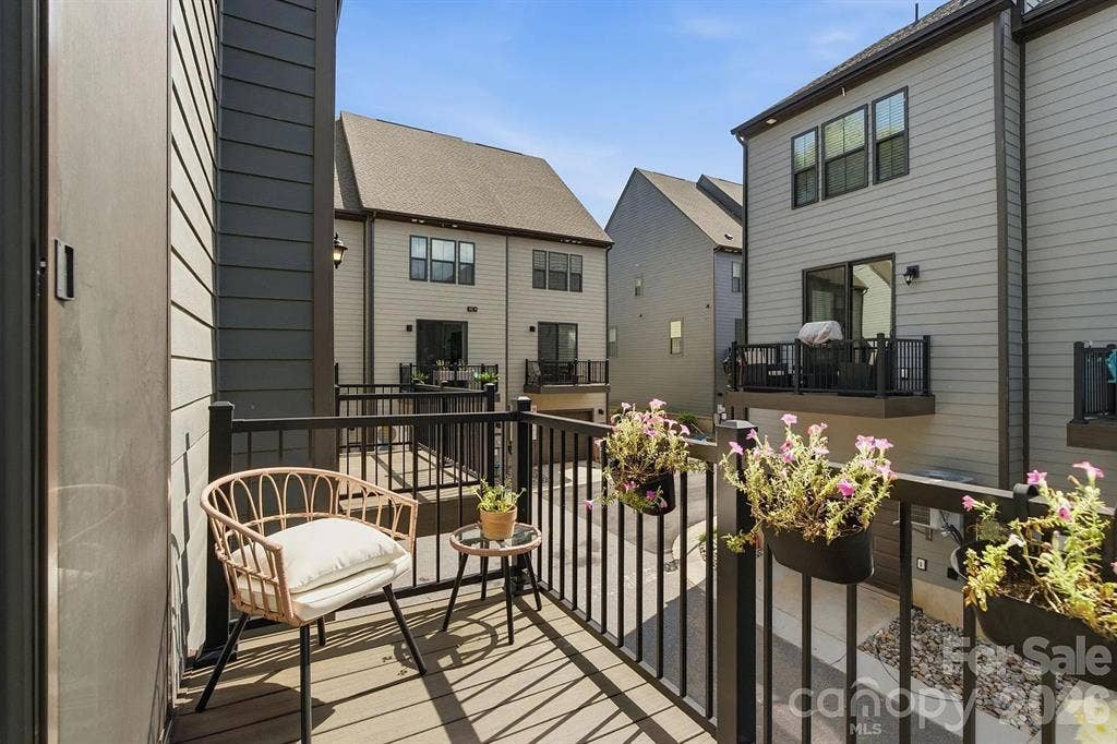 3 BR in Charlotte