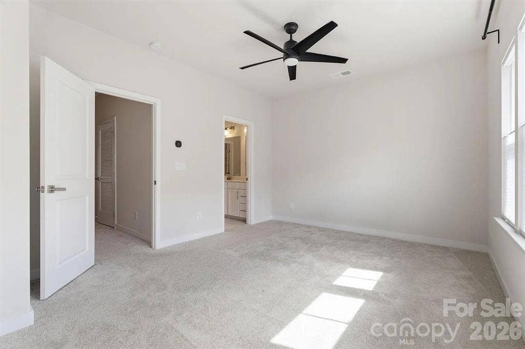 3 BR in Charlotte