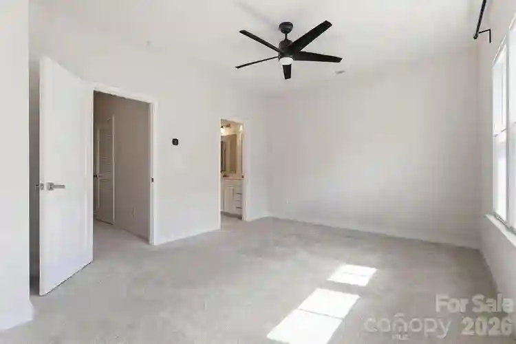 3 BR in Charlotte