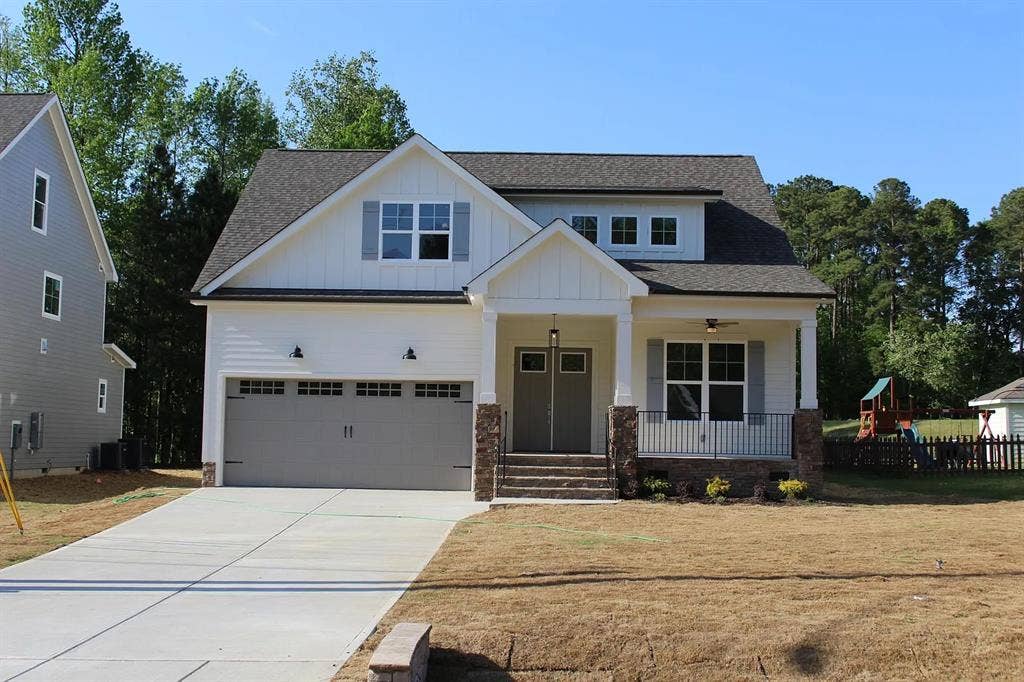 4 BR in Fuquay-Varina