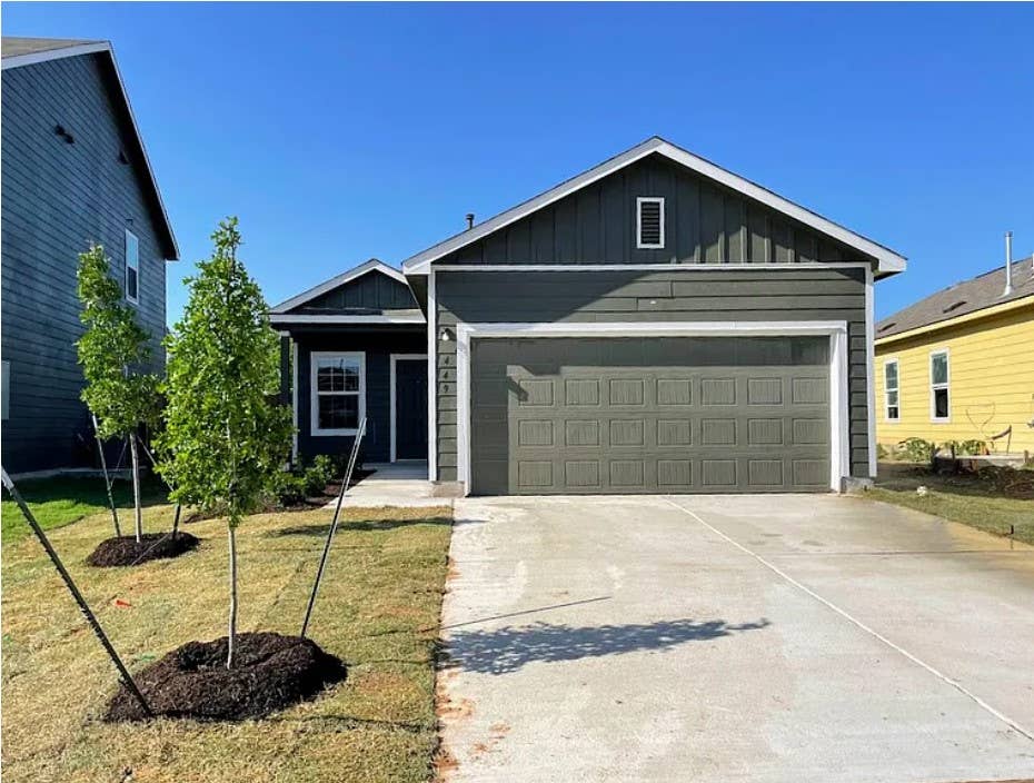 3 BR in Maxwell