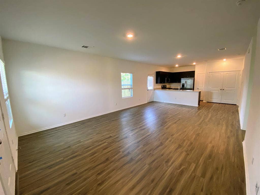 3 BR in Maxwell