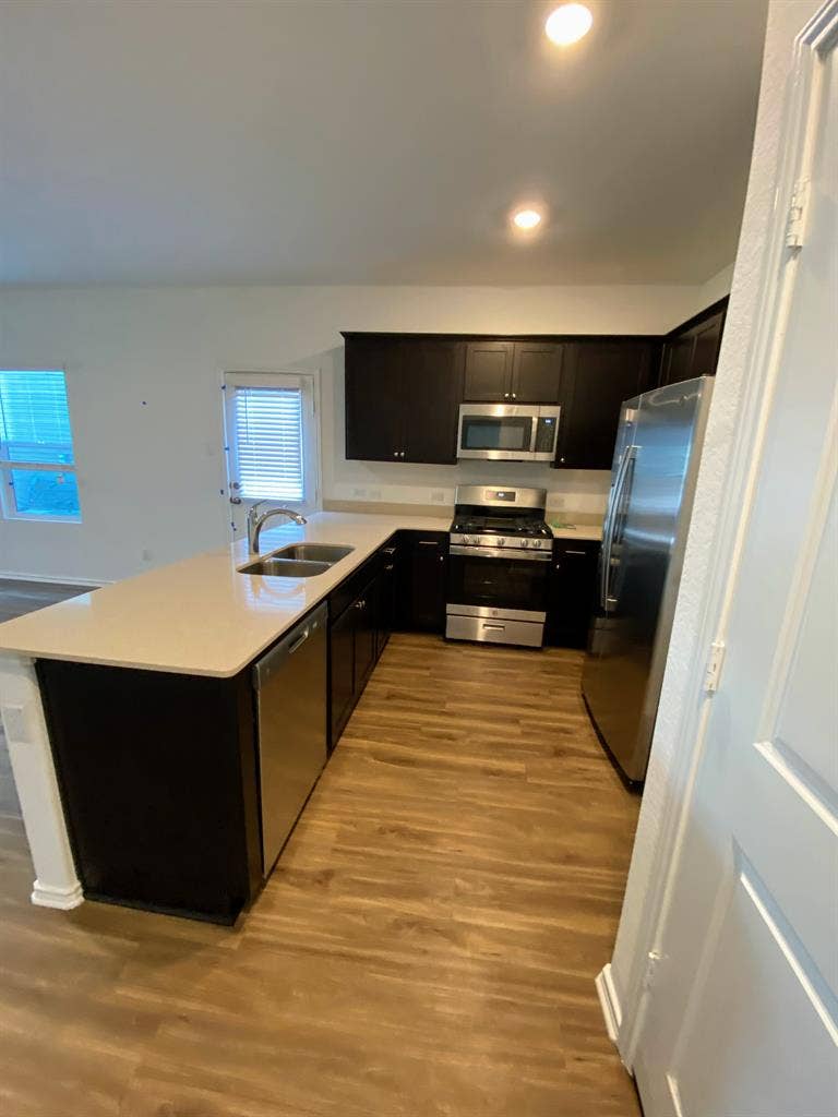 3 BR in Maxwell