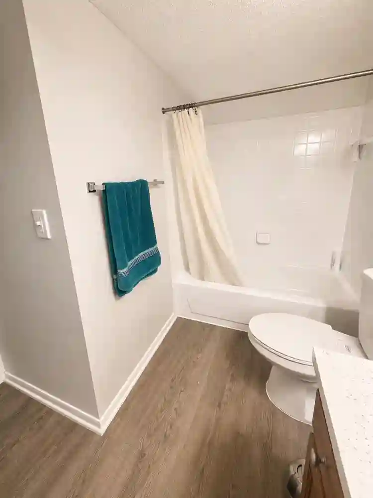 Looking for a responsible roommate