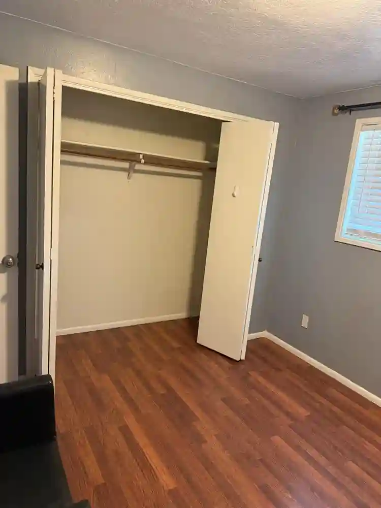 McMinnville room for rent