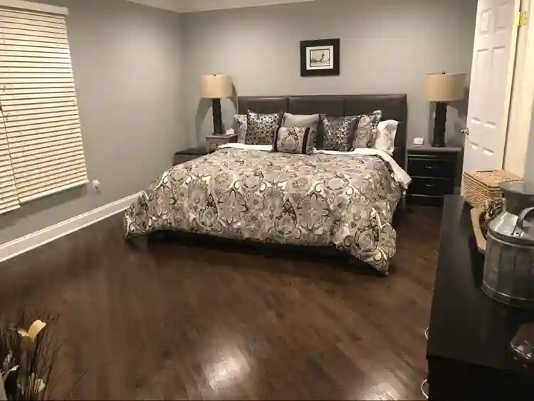 Furnished large bedroom