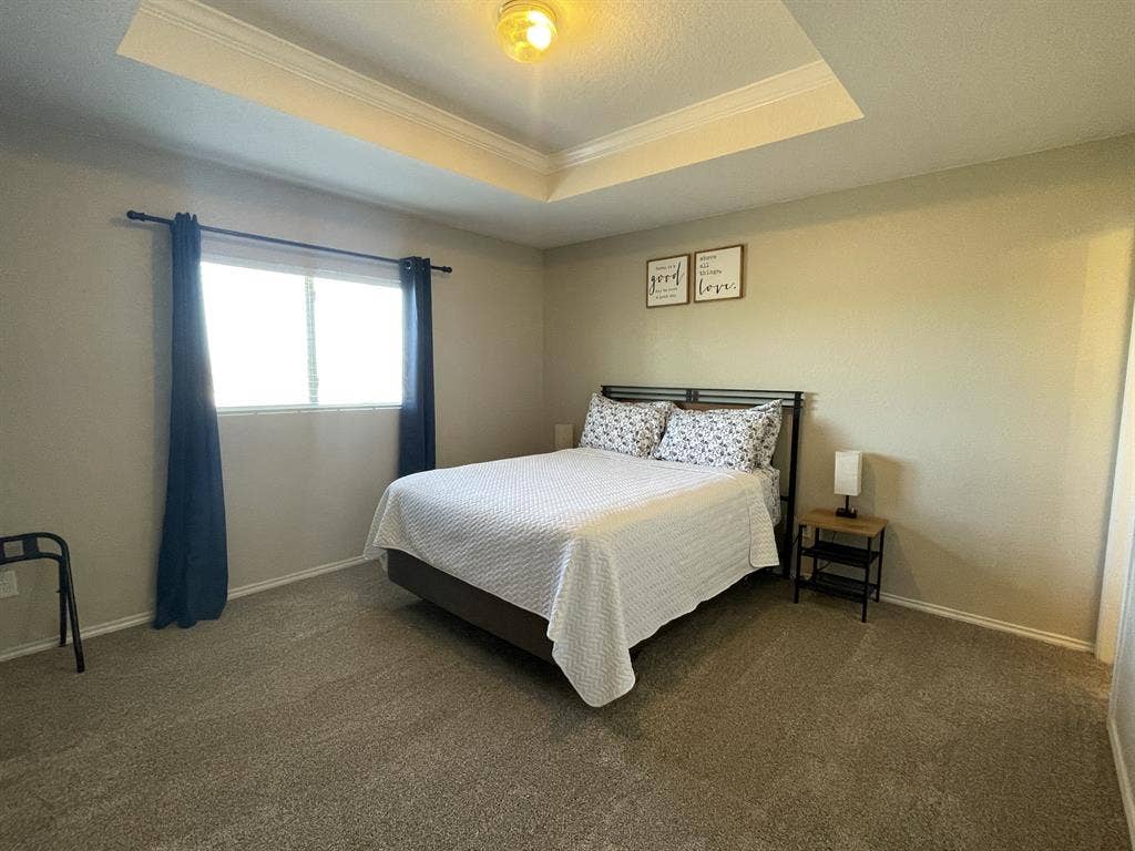 Private Room - All Bills Paid