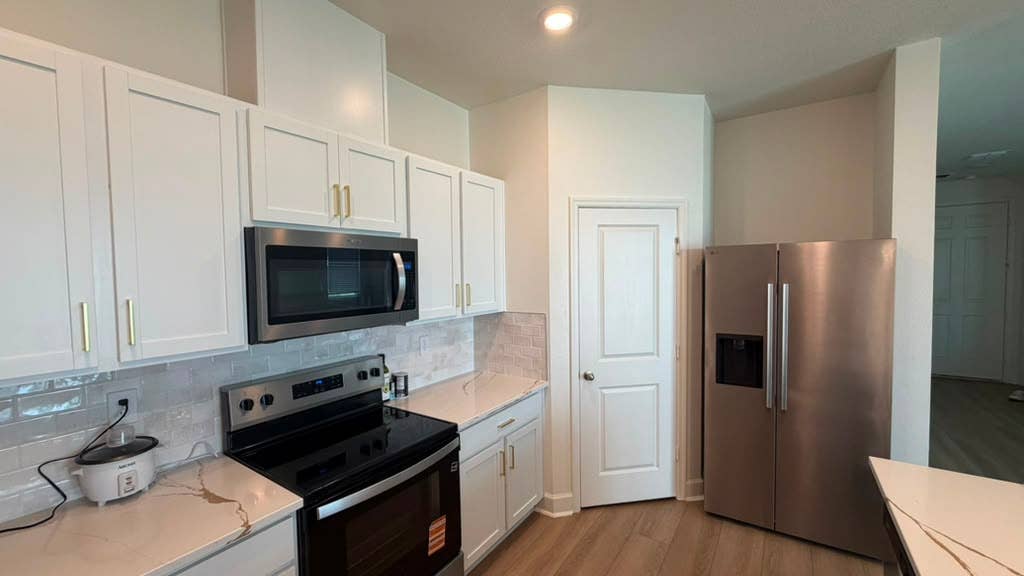Room for Rent – Davenport, FL 🏡✨