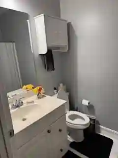 Unfurnished On Beltline w/utilities