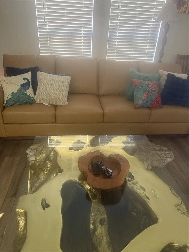 I’m renting 2 rooms in my 5 bedroom