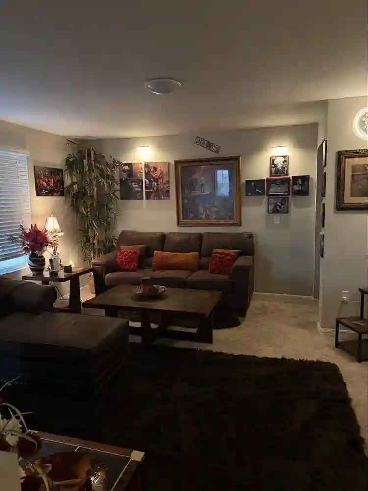I’m renting 2 rooms in my 5 bedroom