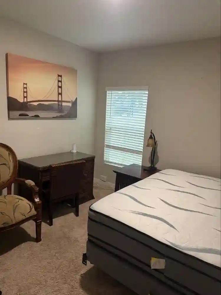 I’m renting 2 rooms in my 5 bedroom