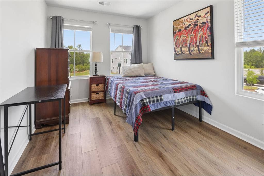 Rooms in Lexington! Please message
