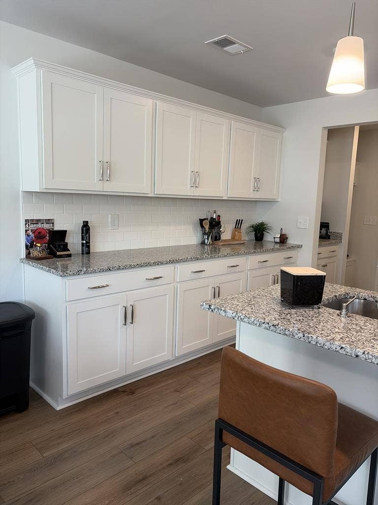 Rooms in Lexington! Please message