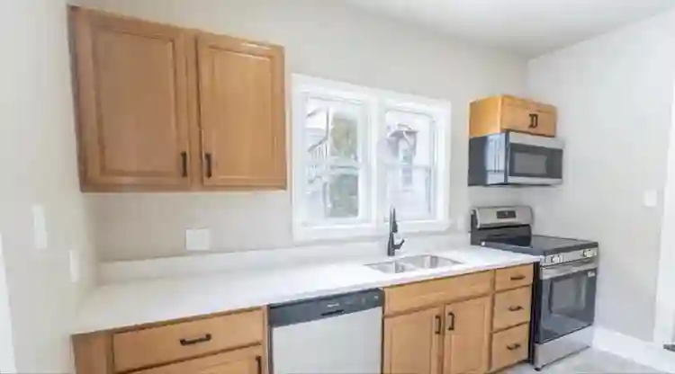 Looking for a female roommate!