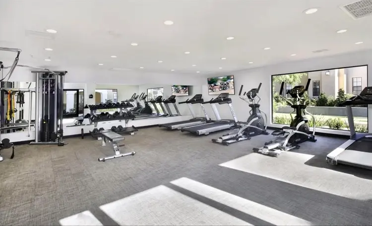 Master Bedroom w/Resort Amenities
