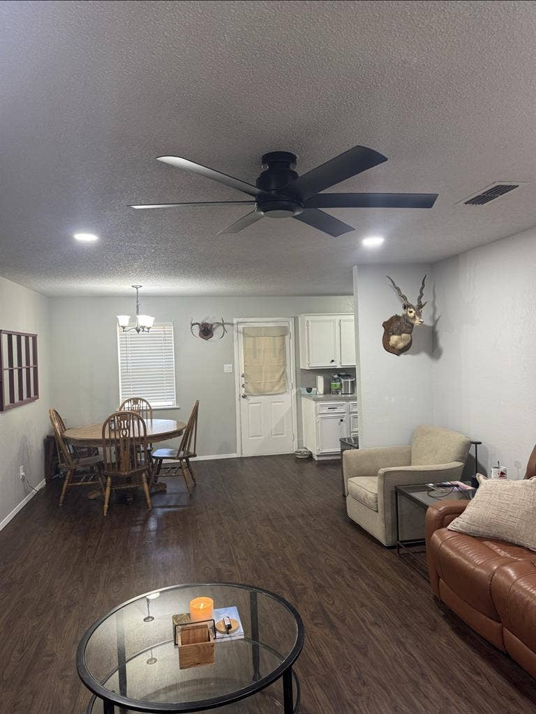 Room for rent college students.