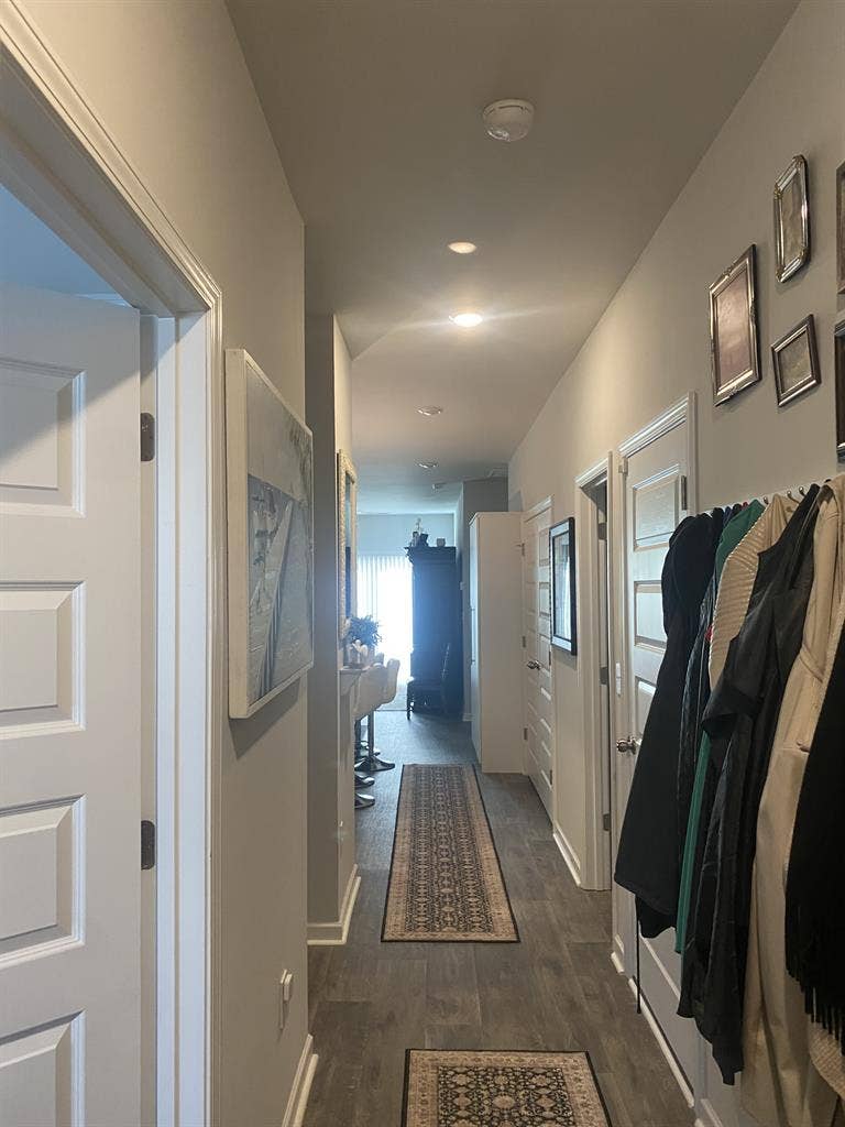 Private Upstairs Bed/Bath Furnished