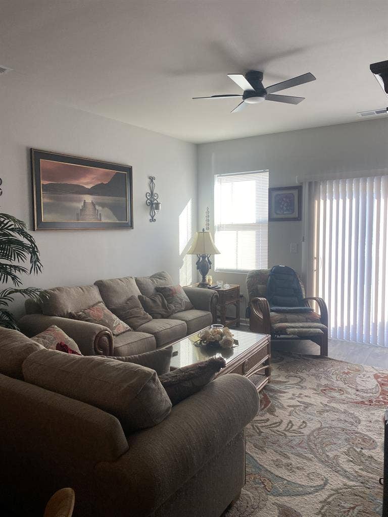 Private Upstairs Bed/Bath Furnished