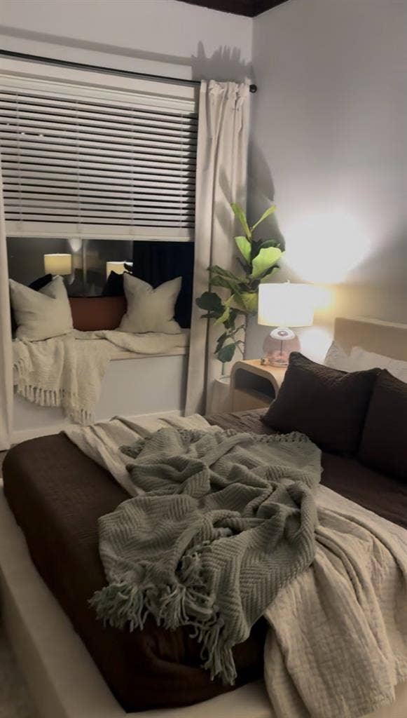 Private bedroom/bath and patio