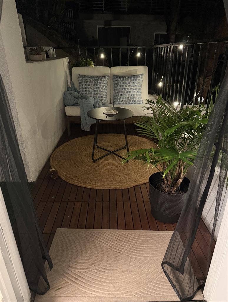 Private bedroom/bath and patio