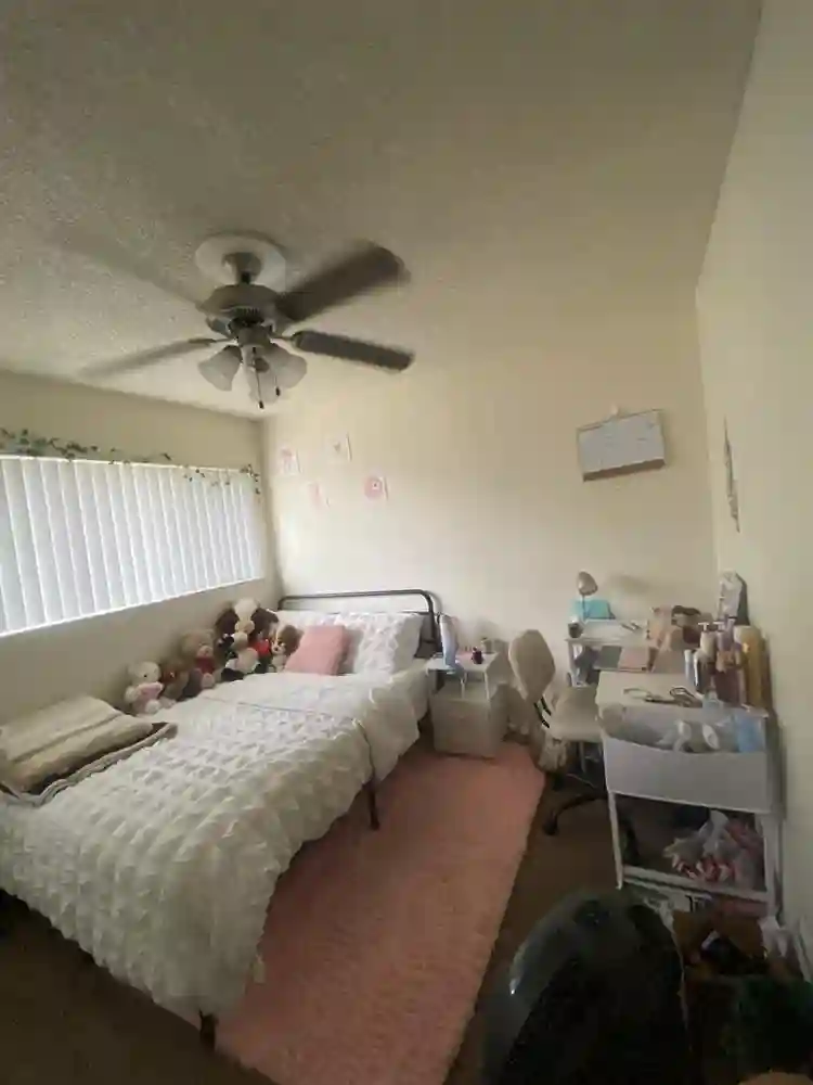 LEASE TAKEOVER FOR MY BEDROOM