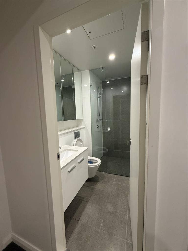 Master bedroom for rent Liverpool!