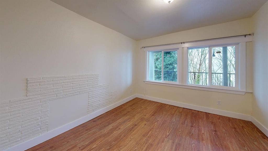 1 BR in Seattle