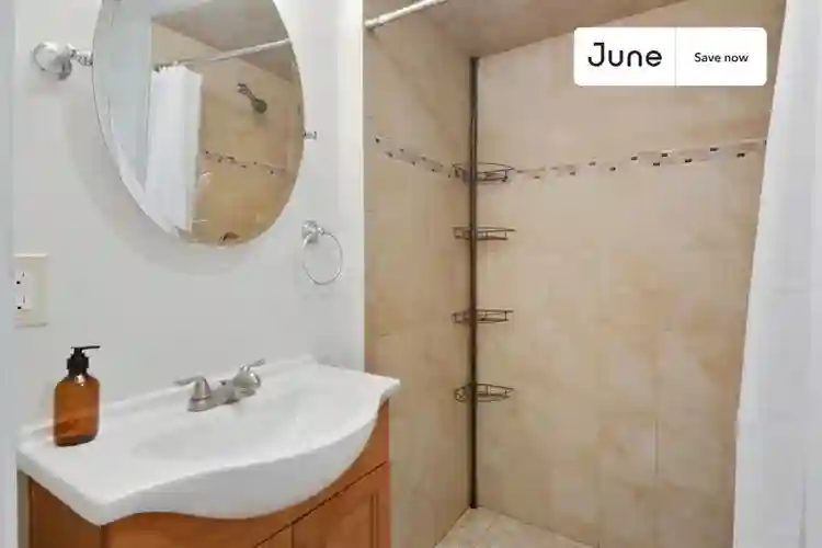 7 BR in Boston