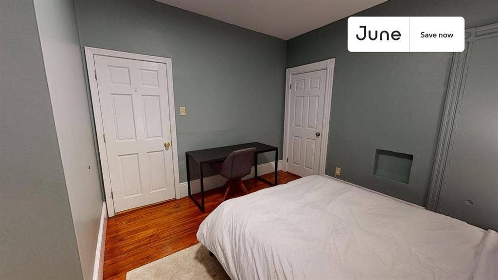 7 BR in Boston