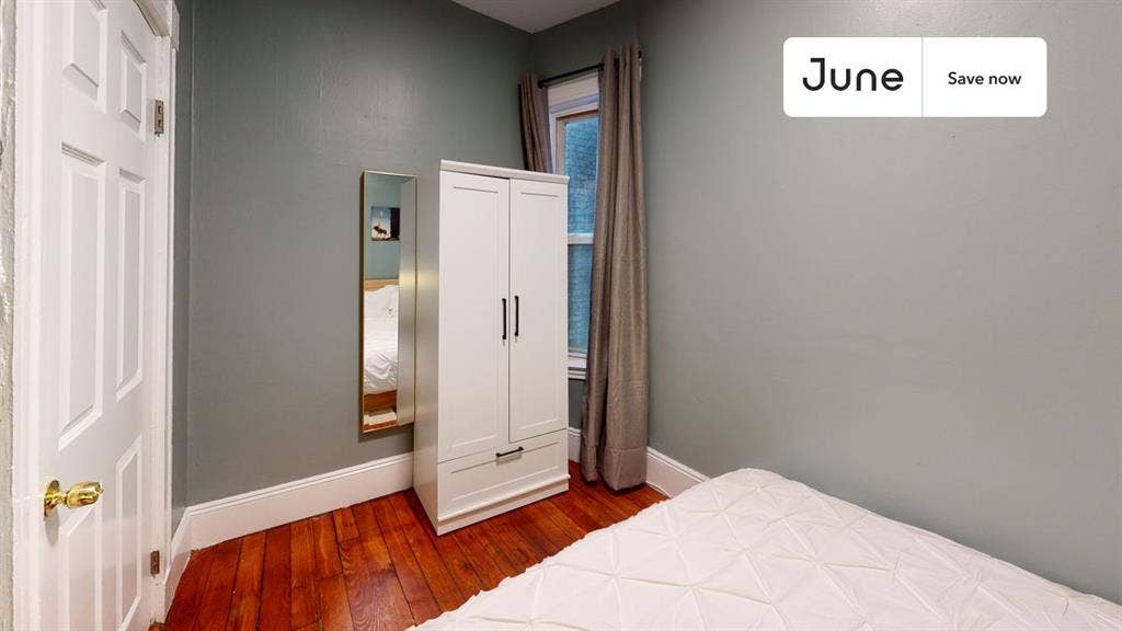 7 BR in Boston