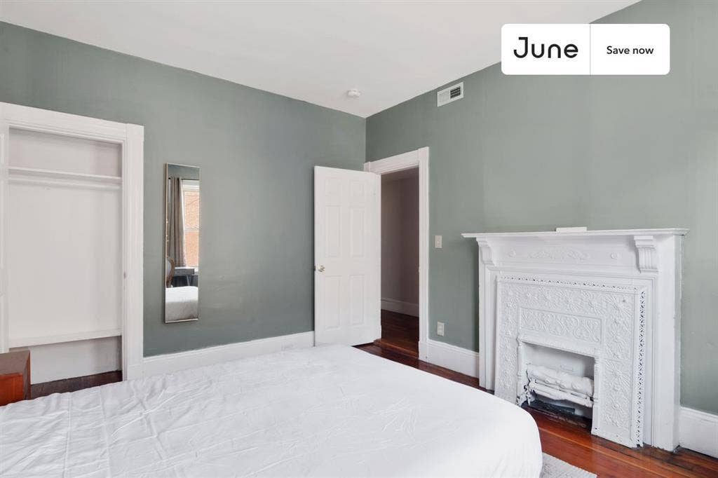 7 BR in Boston