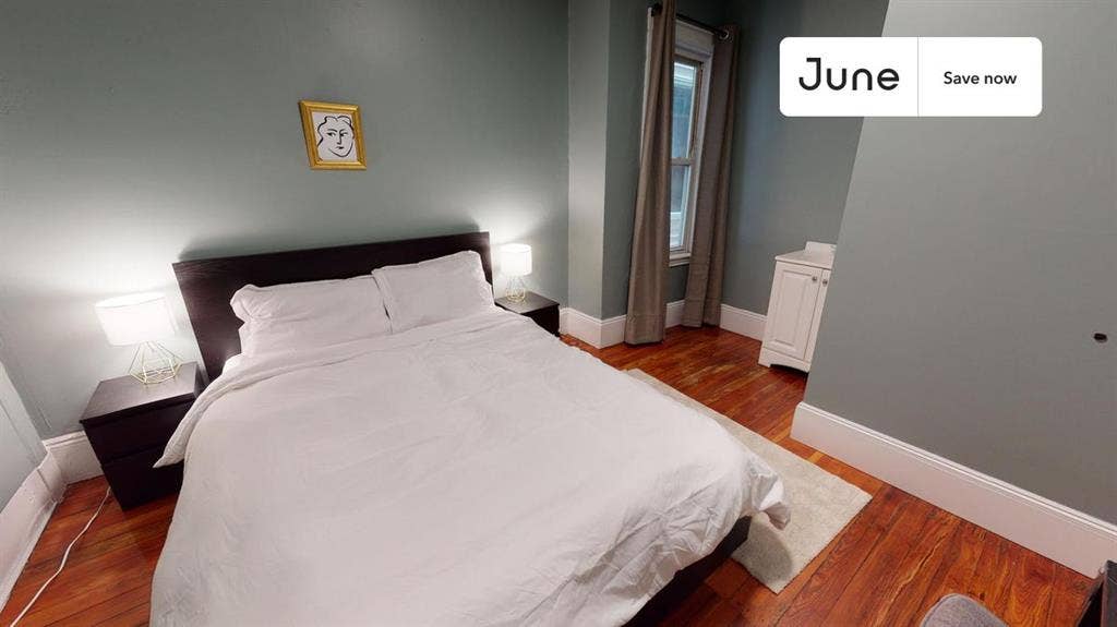 7 BR in Boston