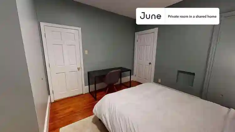 7 BR in Boston